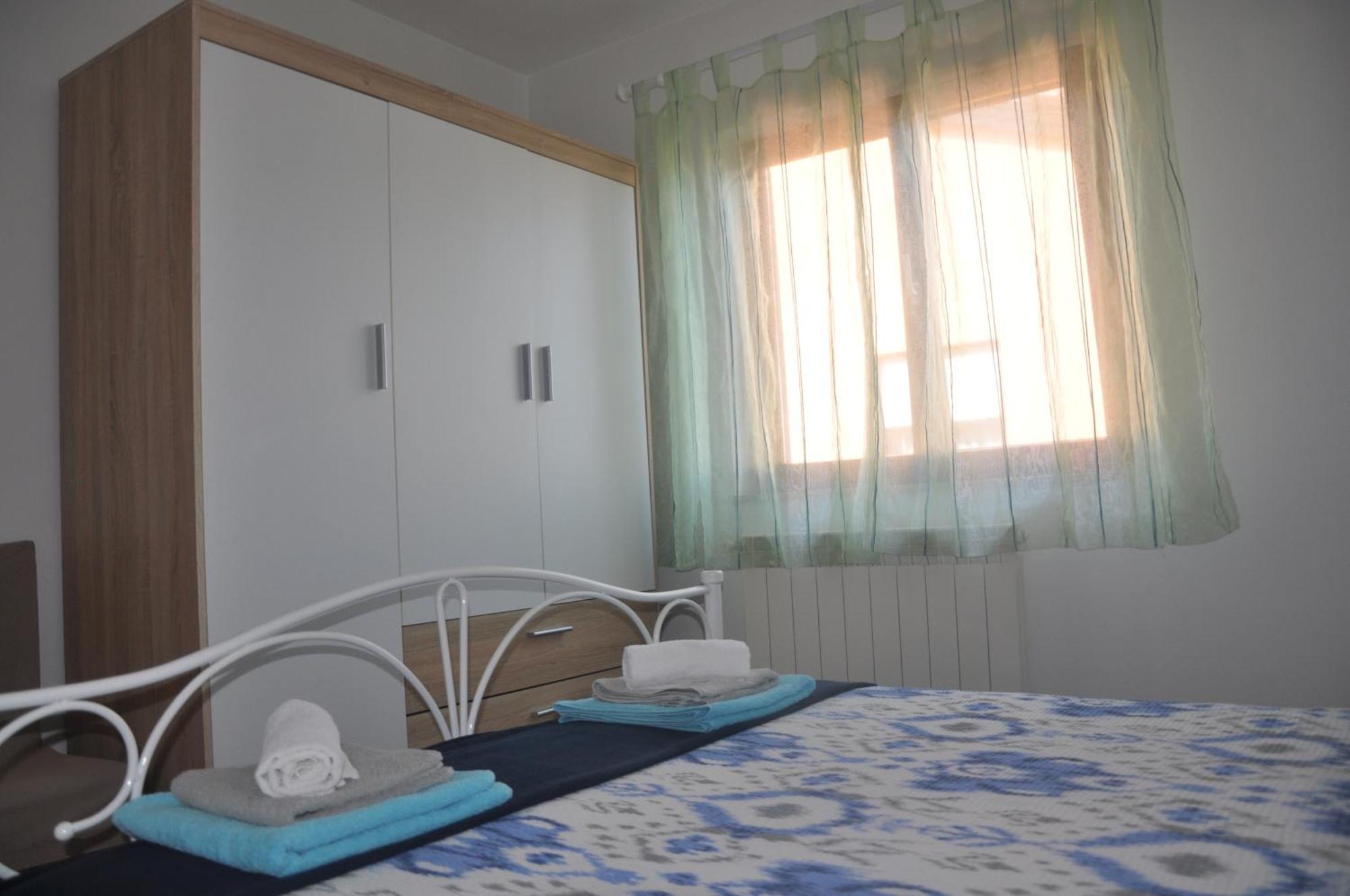 Apartman Mirna 罗维尼 外观 照片
